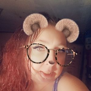 Meet your Posher, Chrissy